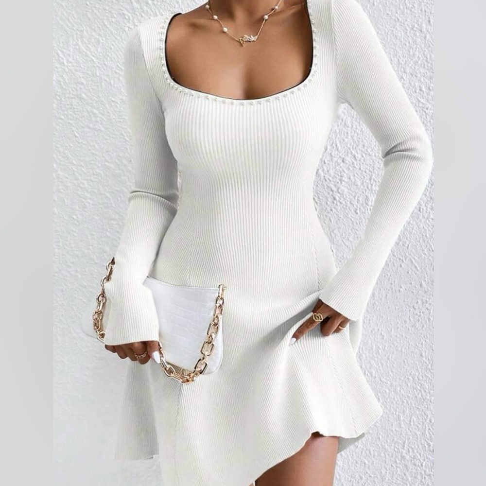 Elegant White Ribbed Knit Dress